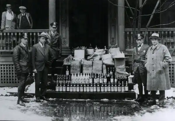 Historia del bar: Era de la coctelería