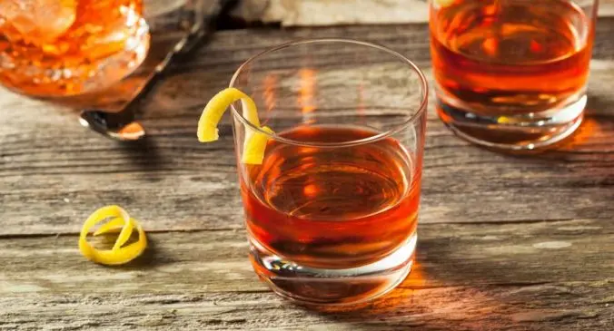 Sazerac con destilados preindustriales