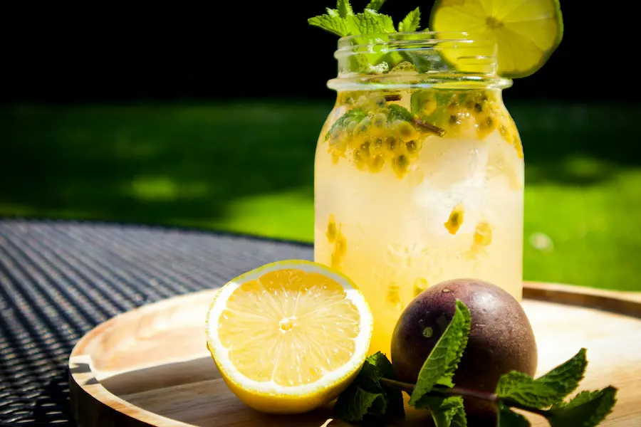 beneficios de consumir bebidas con maracuya