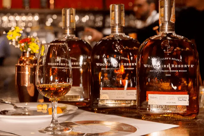 Ideas de cócteles con bourbon para disfrutarlo al máximo