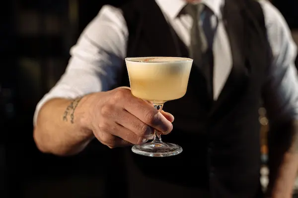 Pisco peruano historia, variedades y cómo disfrutarlo